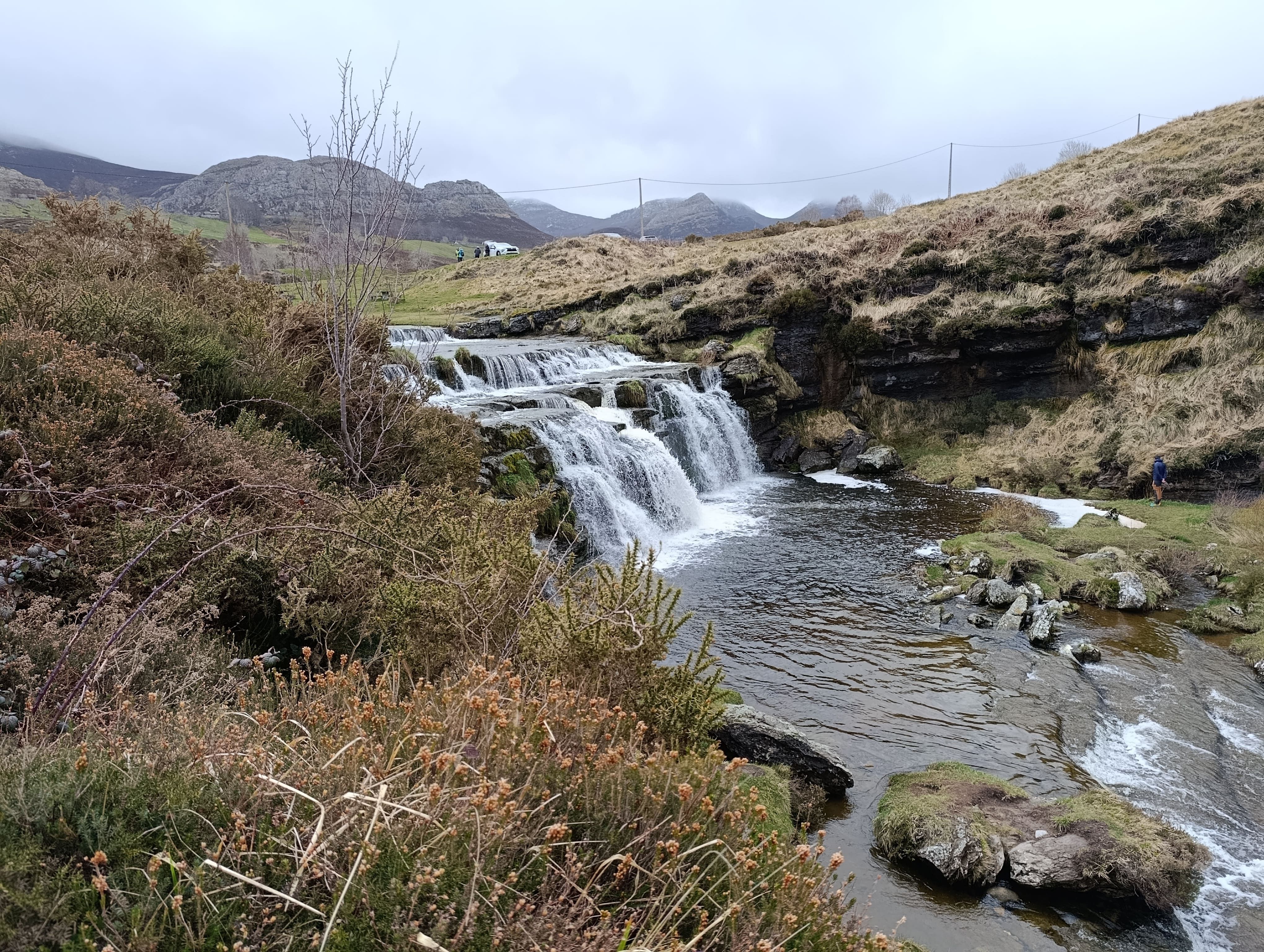 Cascada-del-Guargero-Espinosa-de-los-Monteros (201).jpg