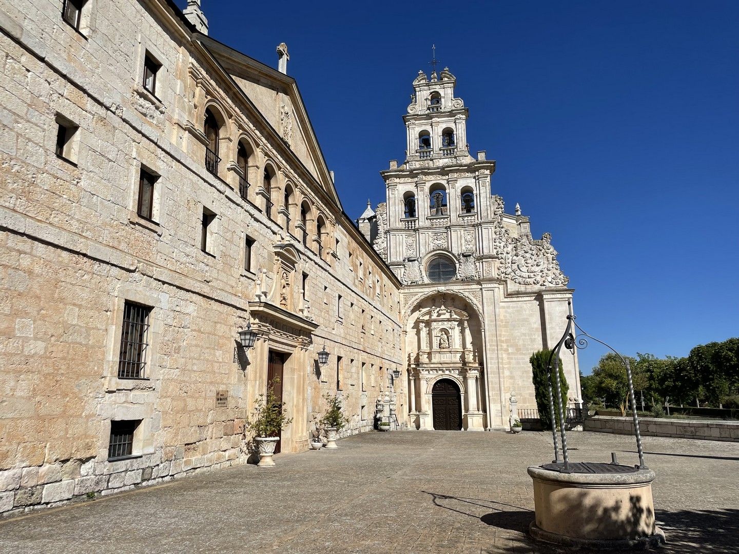 general-monasterio-de-la-vid-burgos.jpg
