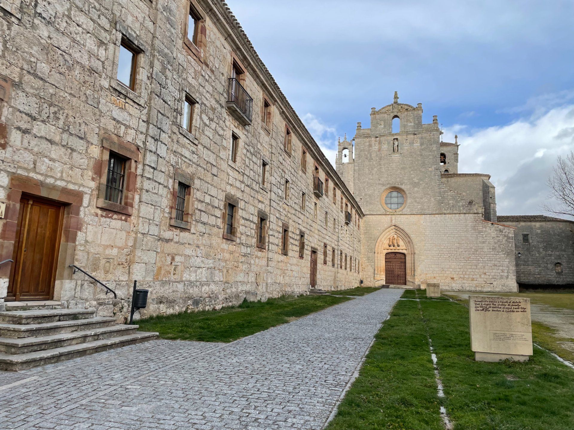 general-monasterio-de-san-pedro-cardena-burgos.jpg