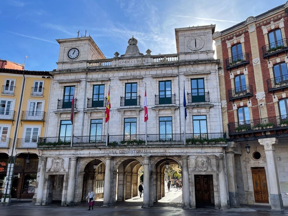 Visita el Ayuntamiento de Burgos en Burgos - Turismo Burgos y Provincia