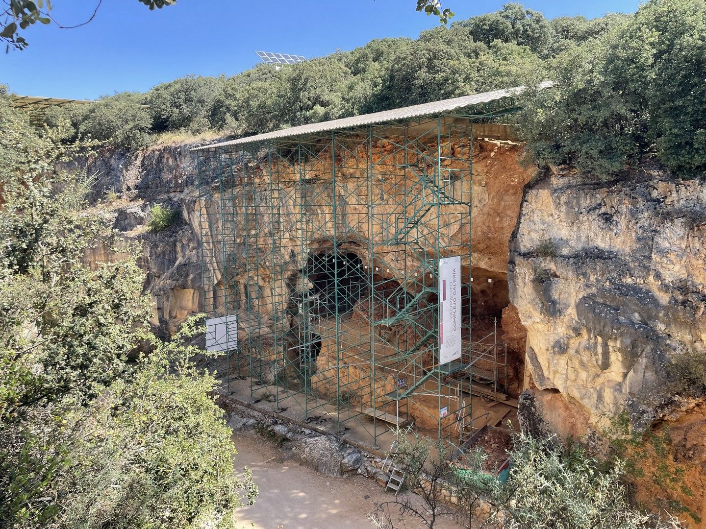 yacimiento-galeria-yacimientos-de-atapuerca-burgos.jpg